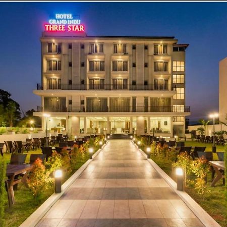 Hotel Grand Indu, 3 Star Kolhapur Bagian luar foto