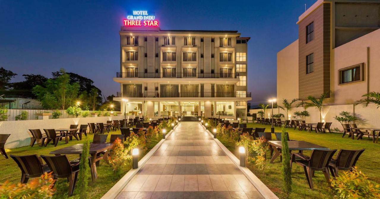 Hotel Grand Indu, 3 Star Kolhapur Bagian luar foto