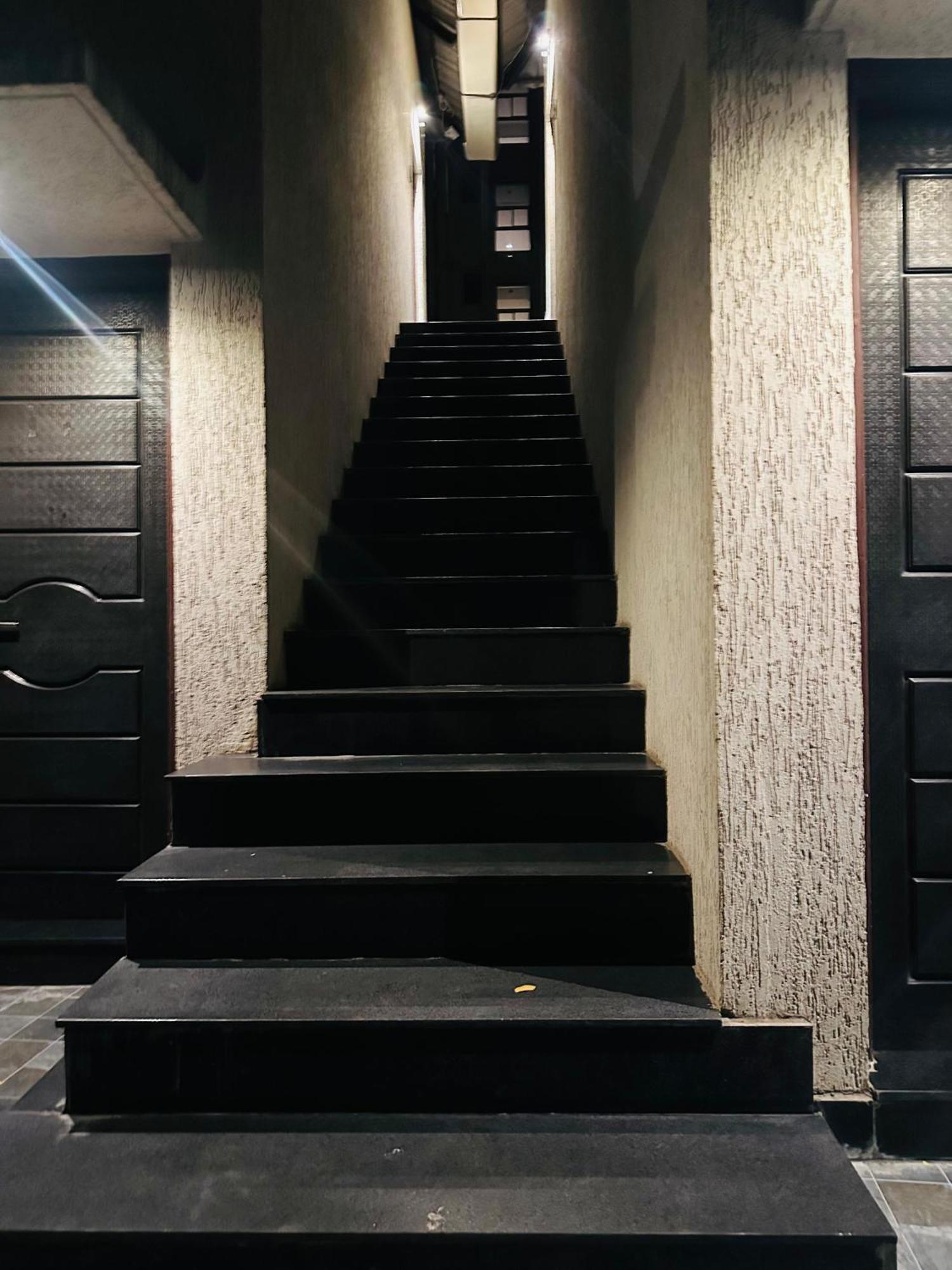 Hotel Grand Indu, 3 Star Kolhapur Bagian luar foto